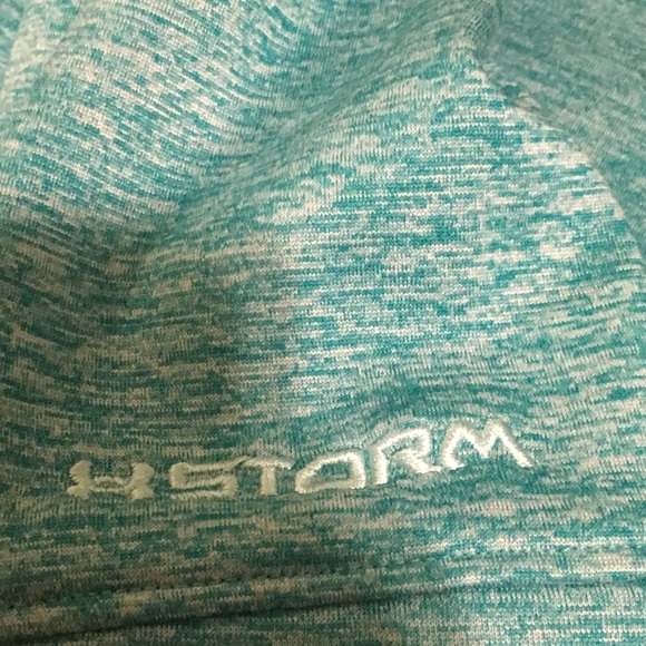 Under Armour Sweatshirt - Picture 3 of 4